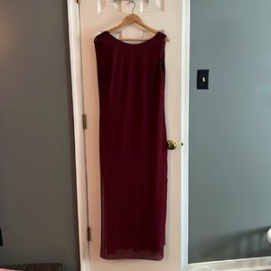 Lulu’s Maroon Backless Sheer Midi Dress - Sleeveless - Perfect for wedding guest